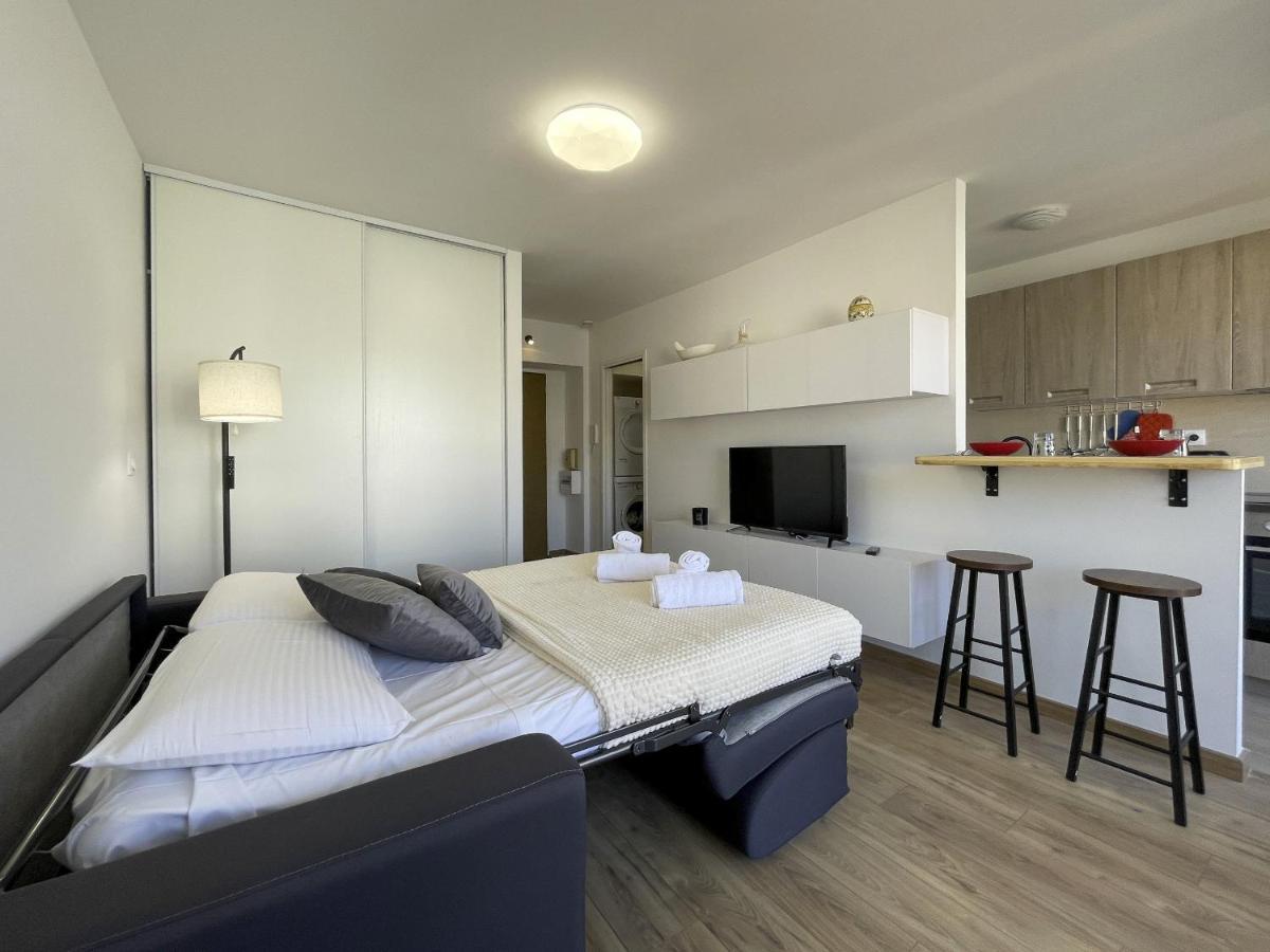 Apartament BH - CHEVERNY - New cozy flat near city center Nicea Zewnętrze zdjęcie